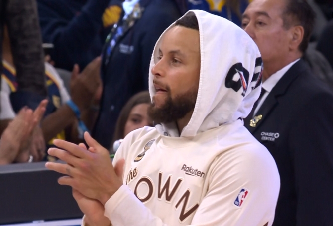 九游娱乐网站-库里：这也是我们在穆迪术后第一次见到他 球迷为他送上爱与支持